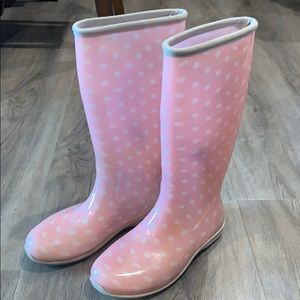 Women’s pink and white polka dot rain boots